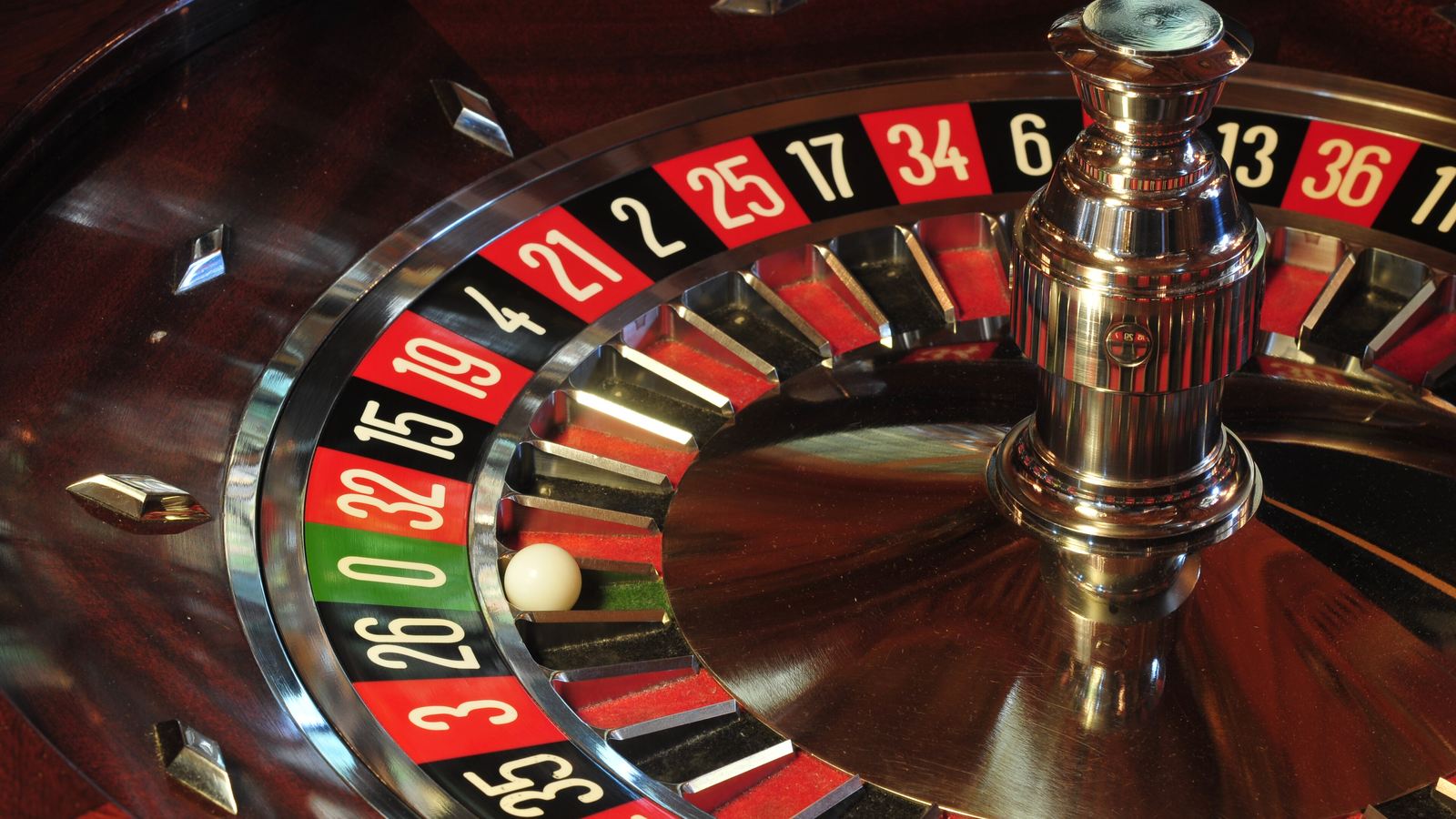 Ruota della roulette in una sala da gioco